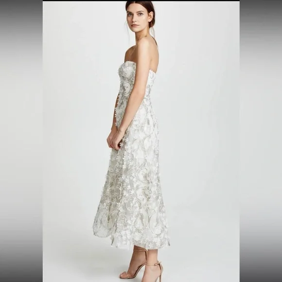 Marchesa Notte Anthropologie BHLDN Arabella White Flower Appliqué Wedding Dress - Picture 2 of 7